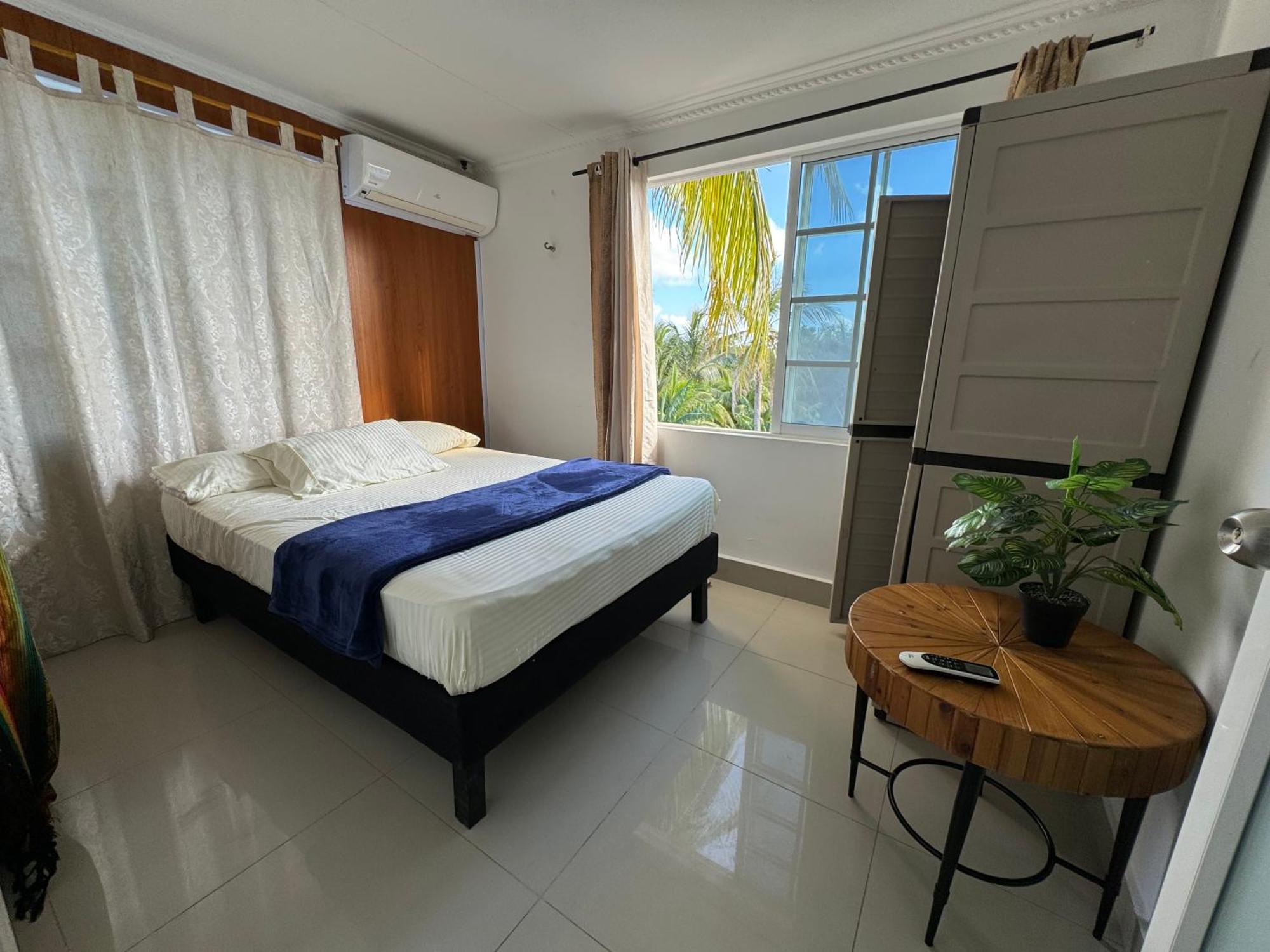 Sea Life Apartamentos En Via Principal Centro Y San Luis San Andrés Exteriér fotografie