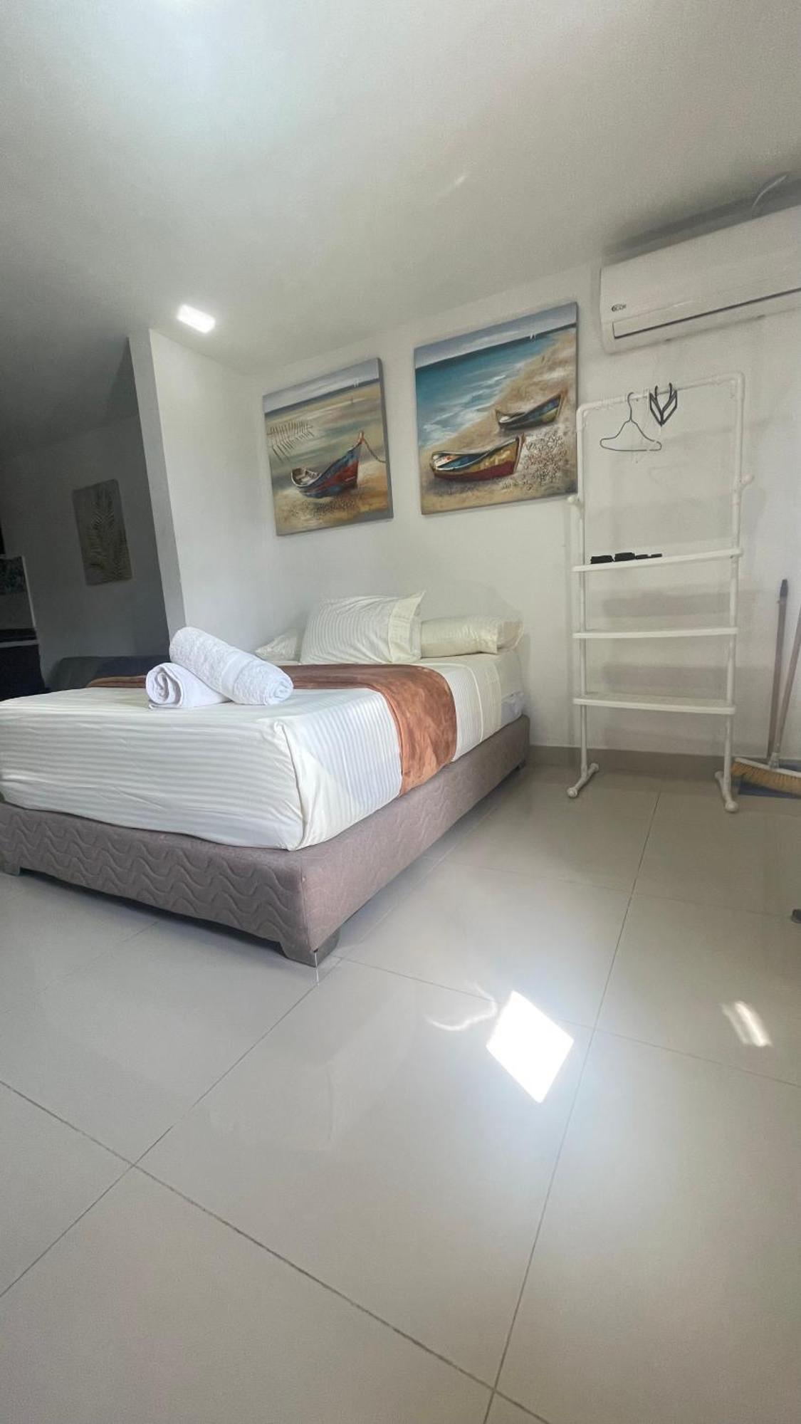 Sea Life Apartamentos En Via Principal Centro Y San Luis San Andrés Exteriér fotografie