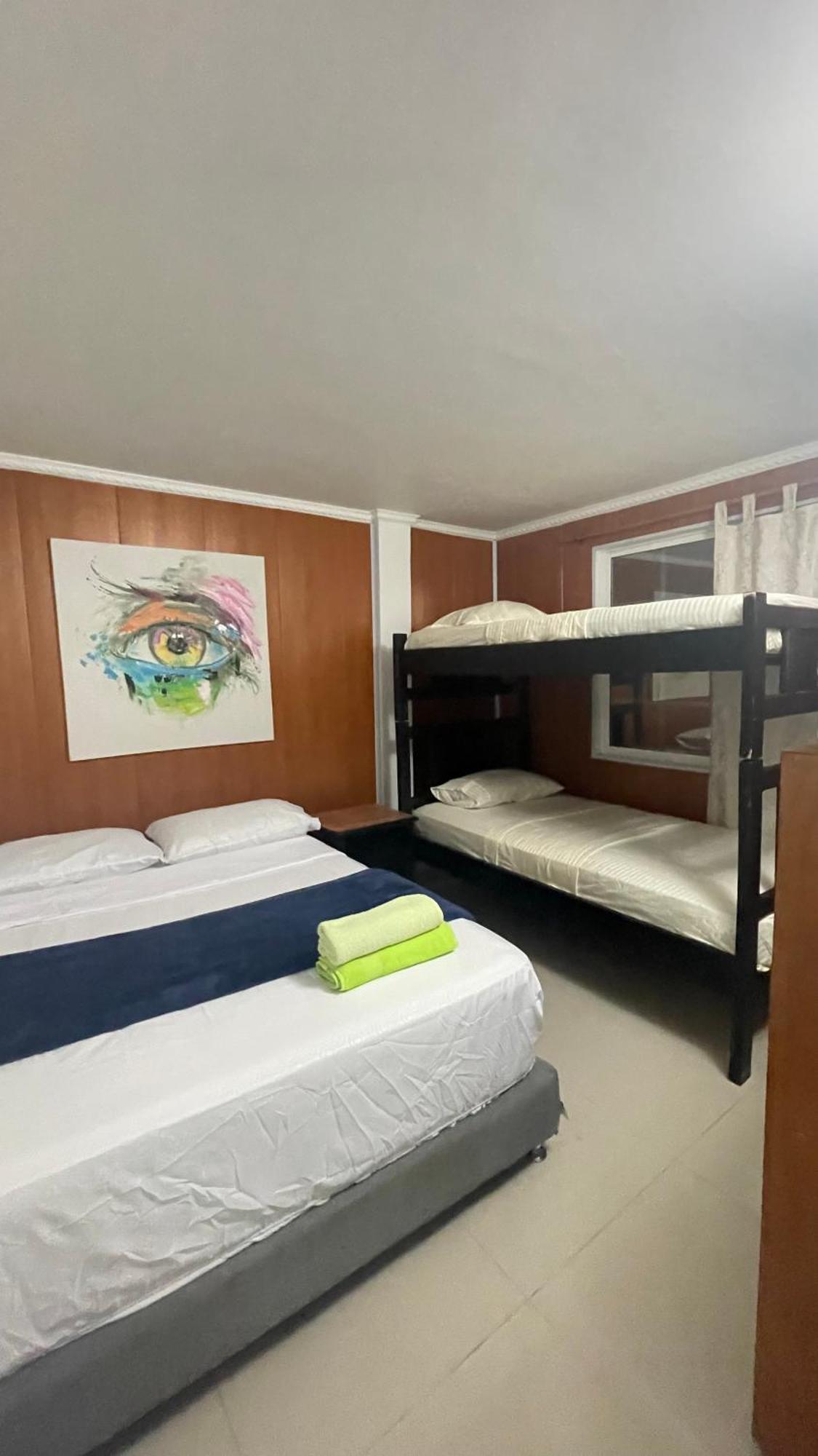 Sea Life Apartamentos En Via Principal Centro Y San Luis San Andrés Exteriér fotografie